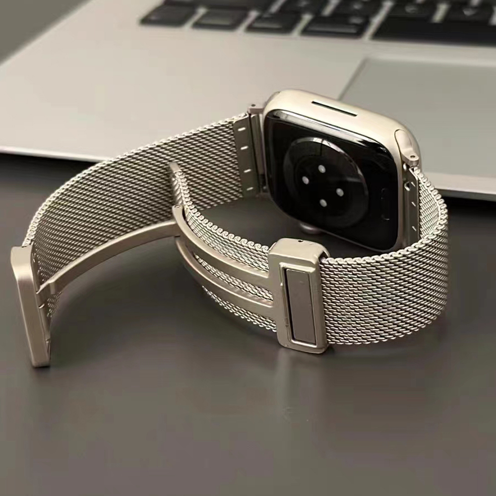 ループメッシュストラップ Apple Watch Ultra - Mesh Coil Strip のレビューと価格